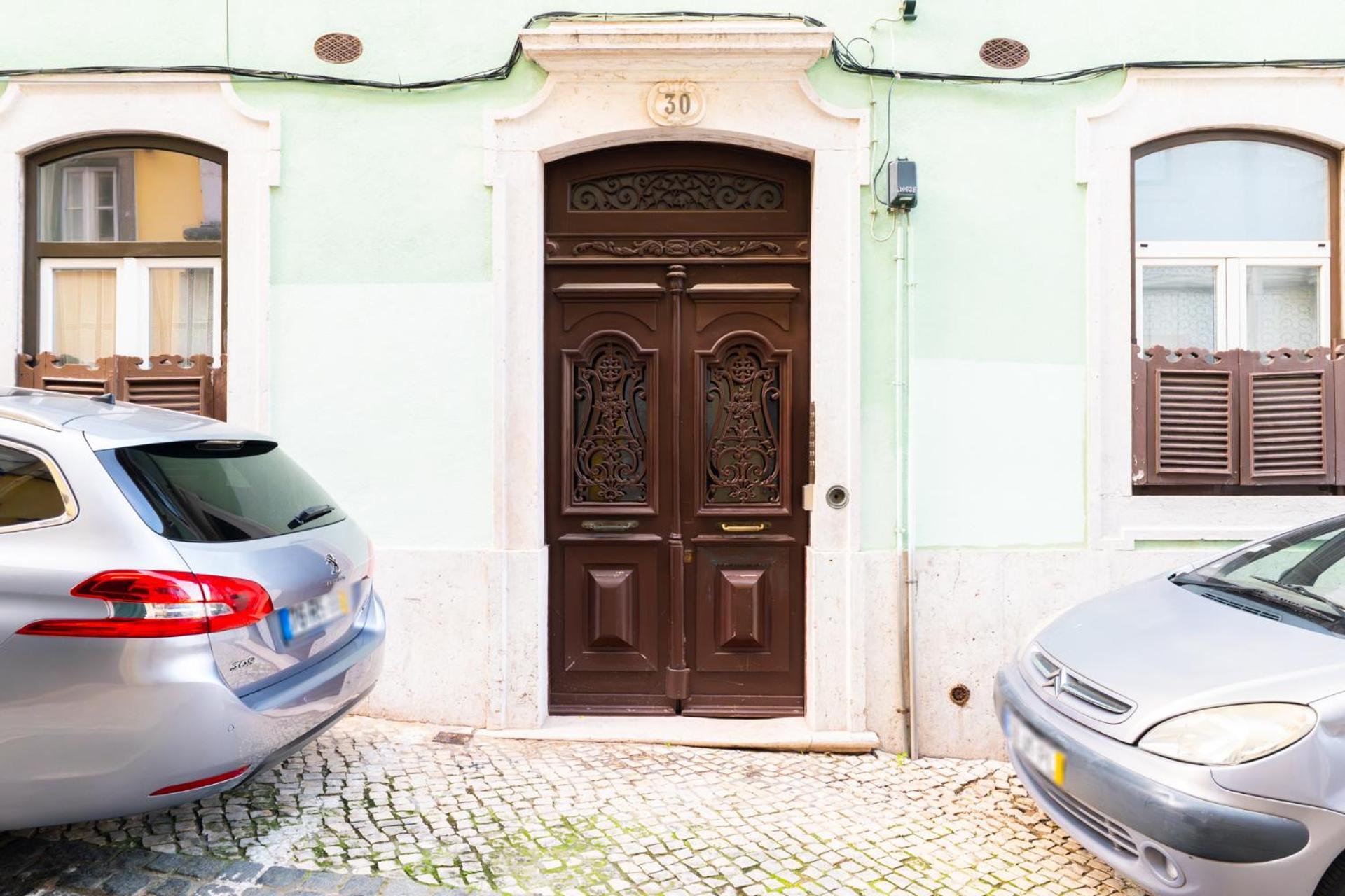 Beautiful Apartment In Bairro Alto - Quite Lisboa Kültér fotó